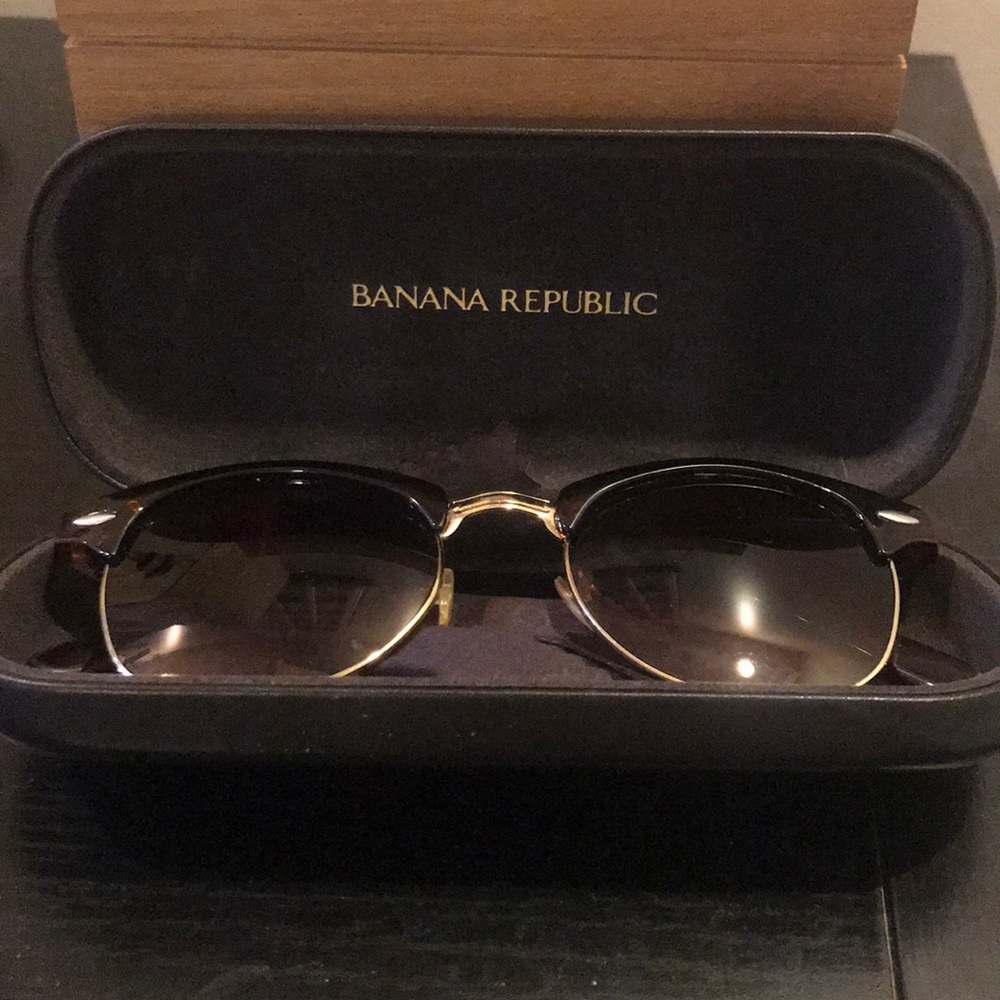 Banana Republic Sunglasses